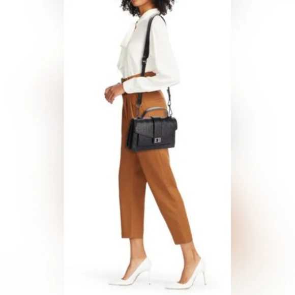 🎀VALENTINO by MARIO VALENTINO Adrienne Logo Leather crossbody bag. Color:Black⚘ - Picture 3 of 16